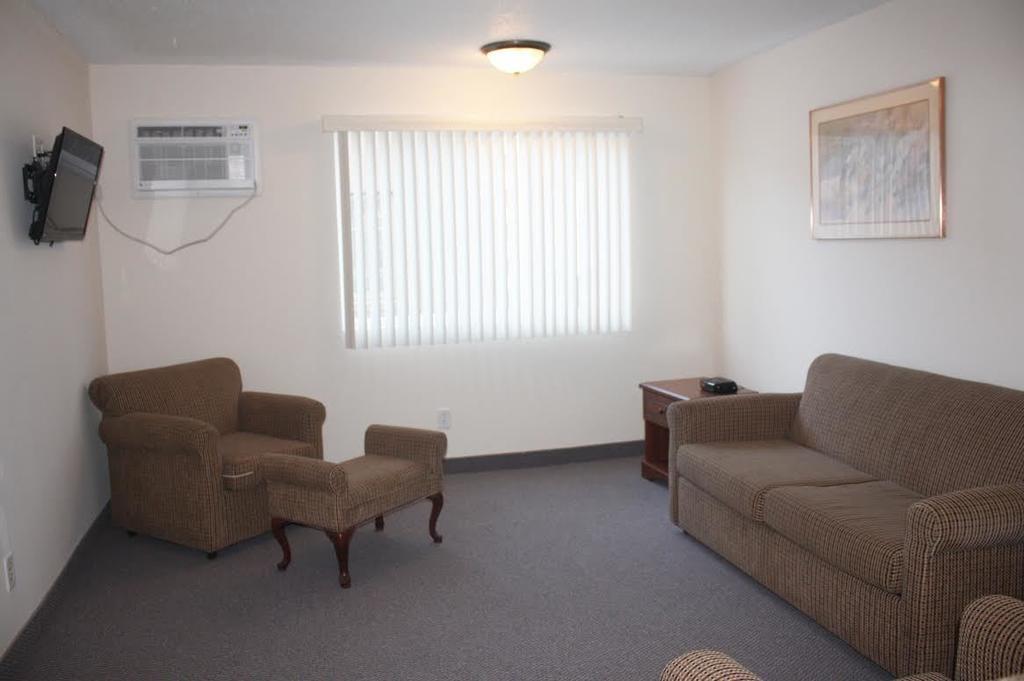 Main Street Lodge And Suites 休伦港 客房 照片
